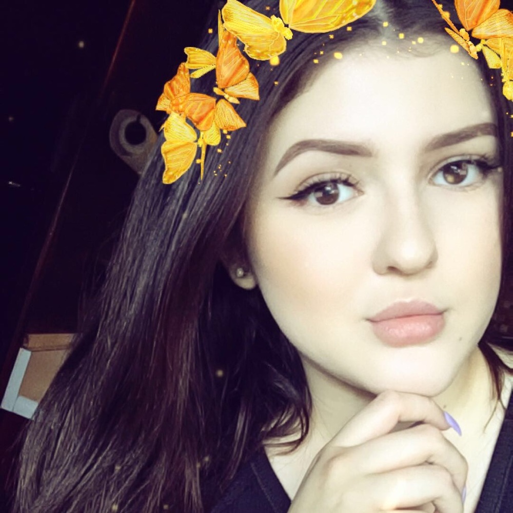 Meet your Posher, Valerie